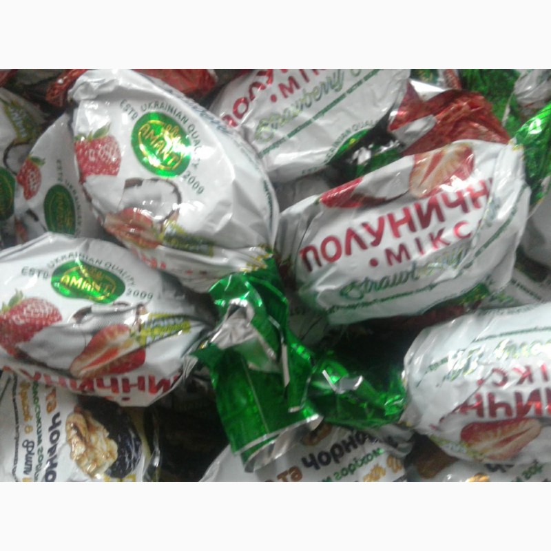 Фото 3. Чернослив в шоколаде. шоколадные конфеты в ассортименте от производителя