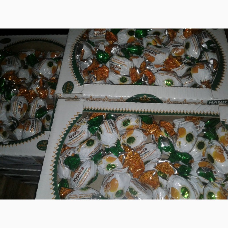 Фото 8. Чернослив в шоколаде. шоколадные конфеты в ассортименте от производителя