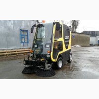 Подметально-уборочная машина KARCHER lcc1