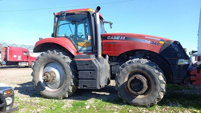 Трактор Case Case 340, год 2011, наработка 16900