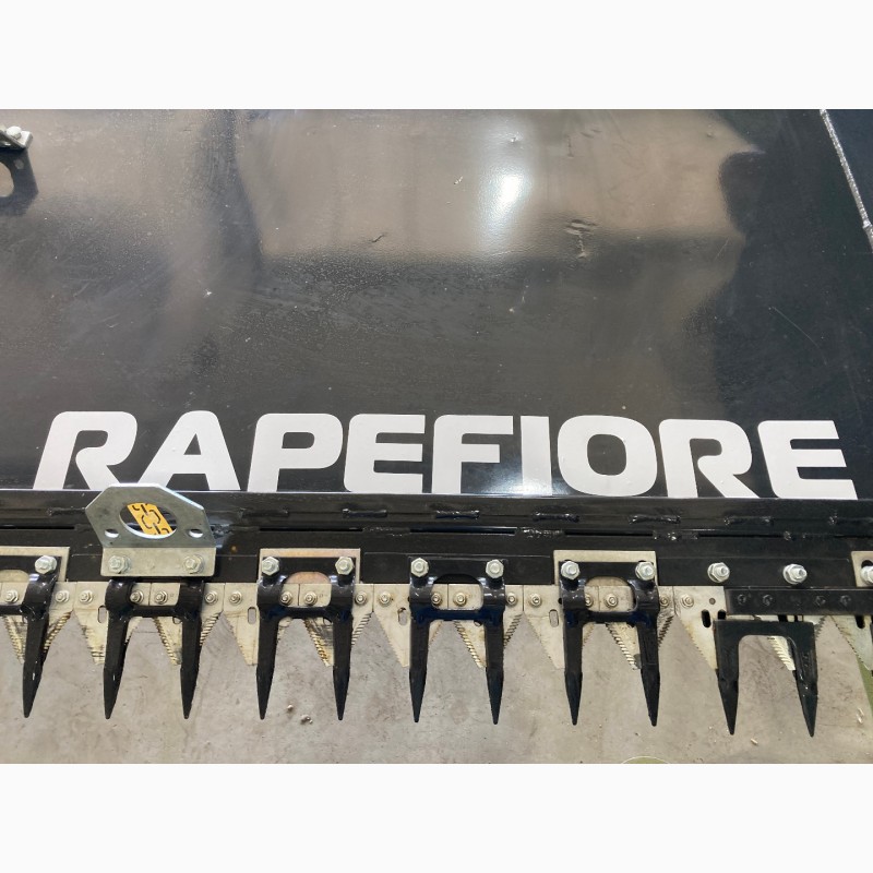 Фото 3. Ріпаковий стіл Sunfloro Rape Fiore з гідроприводом дільників 5-12м