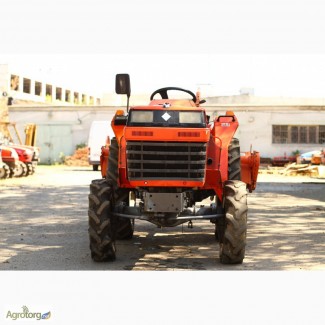 Японский Минитрактор KUBOTA ZL1-235DT