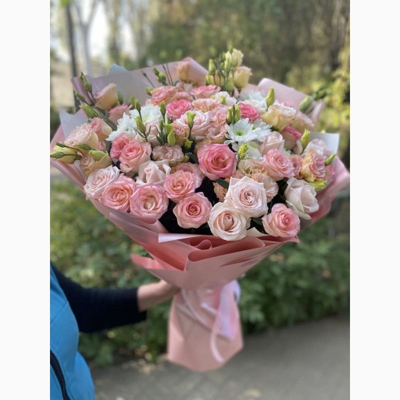 Фото 2. Купити букети троянд у Запоріжжі - тільки у крамниці квітів Flowers Story