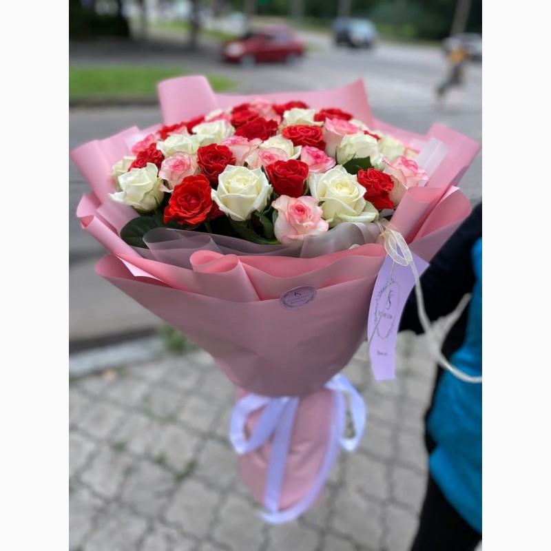 Фото 3. Купити букети троянд у Запоріжжі - тільки у крамниці квітів Flowers Story