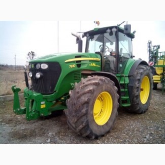 Трактор John Deere 7930