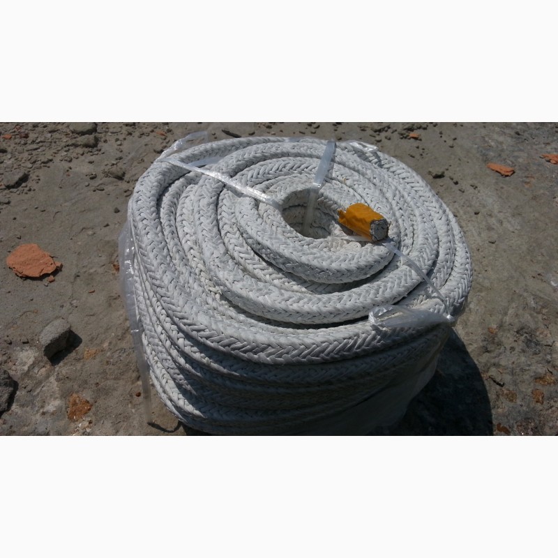 Фото 2. Уплотнительный квадратный плетёный шнур для дверцы камина и котла