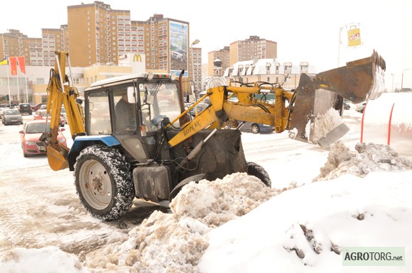 Уборка и вывоз снега в Киеве Вывоз снега. Уборка снега.